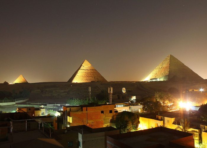 Giza_Pyramids_9